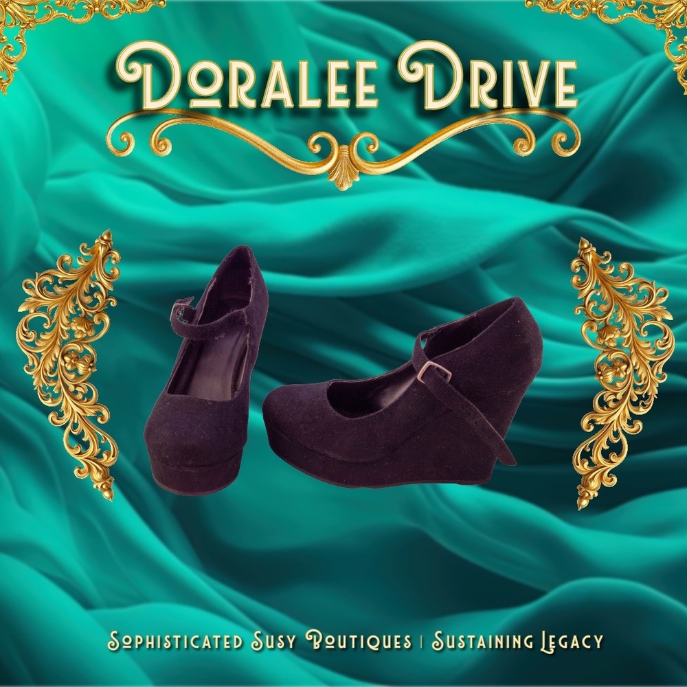 Vintage 00s Soda Size 7 Black Faux Suede Mary Jane Platform Wedges ONE OWNER